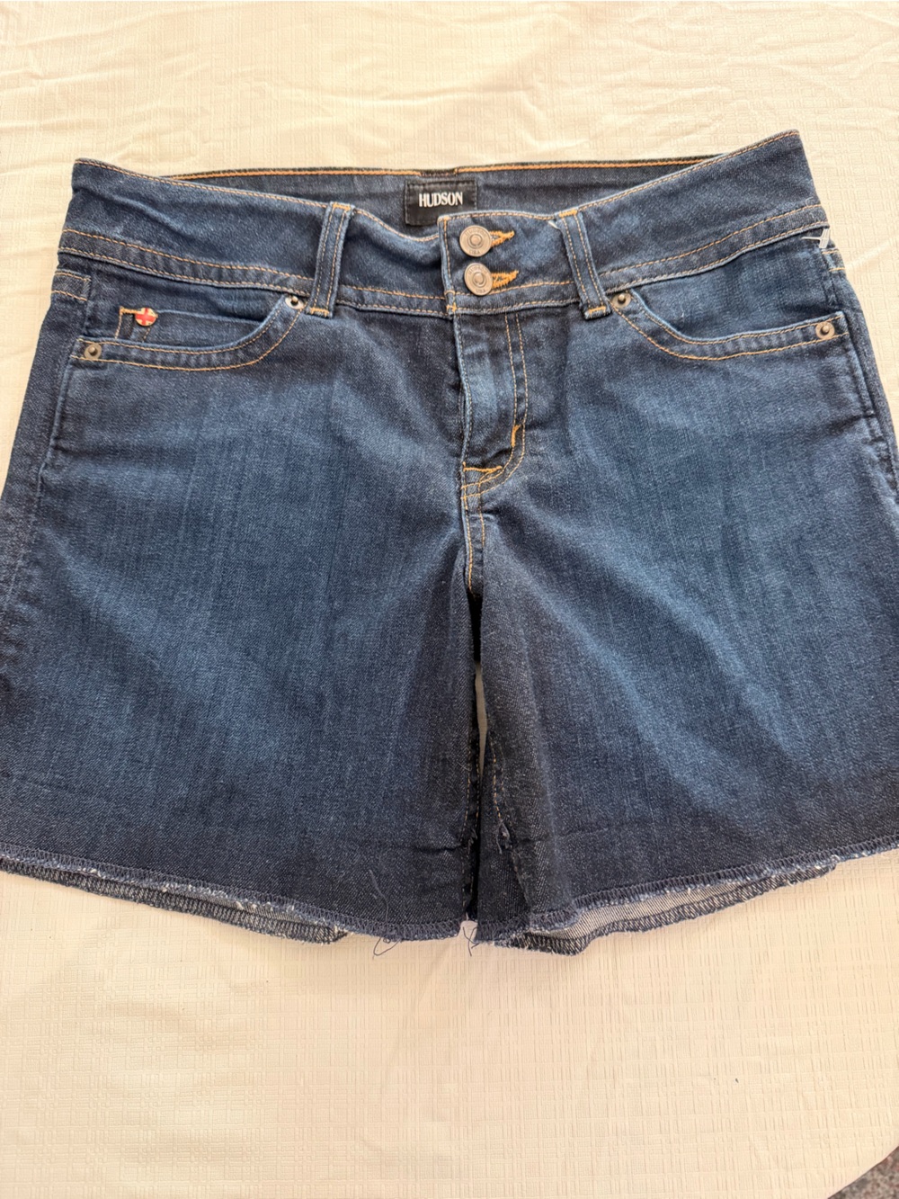 Hudson Short Ruby Mid Thigh Women Size 28 Blue